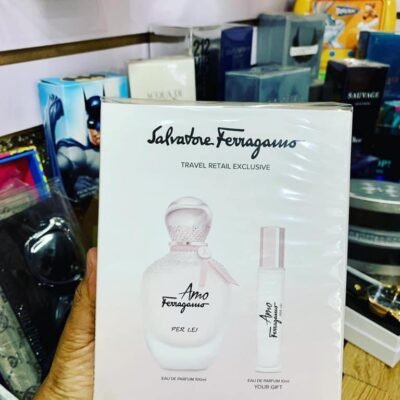 Set perfume Amo Ferragamo by Salvatore Ferragamo 3.4 y 0.34