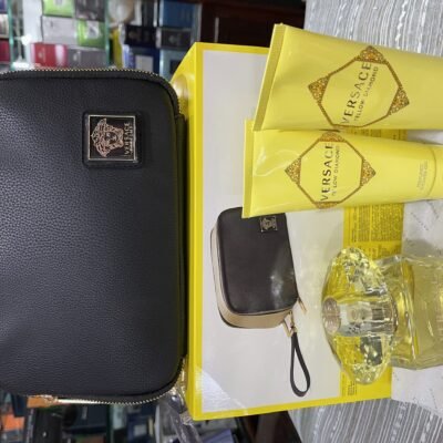 Set Versace Yellow Diamond Eau De Toilette 4pcs Gift